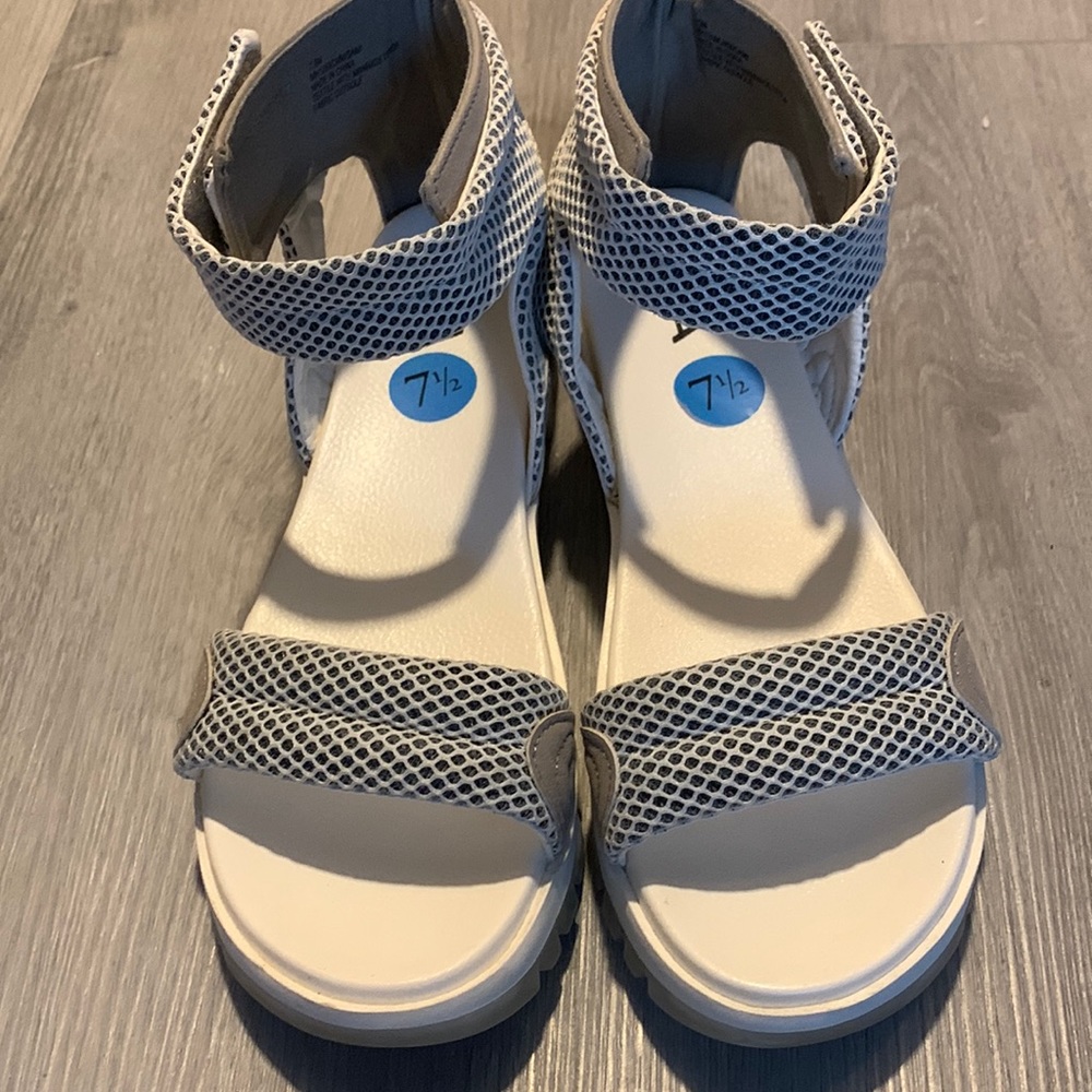 MIA super comfy padded sandals w adjustable padded ankle strap.  New.